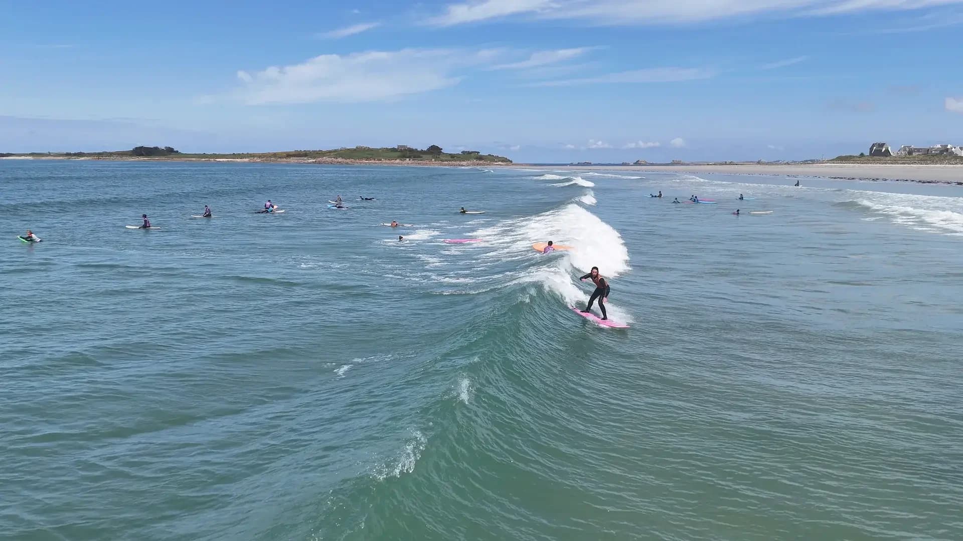 école de surf au Dossen à Santec en Bretagne - cours et stages de surf